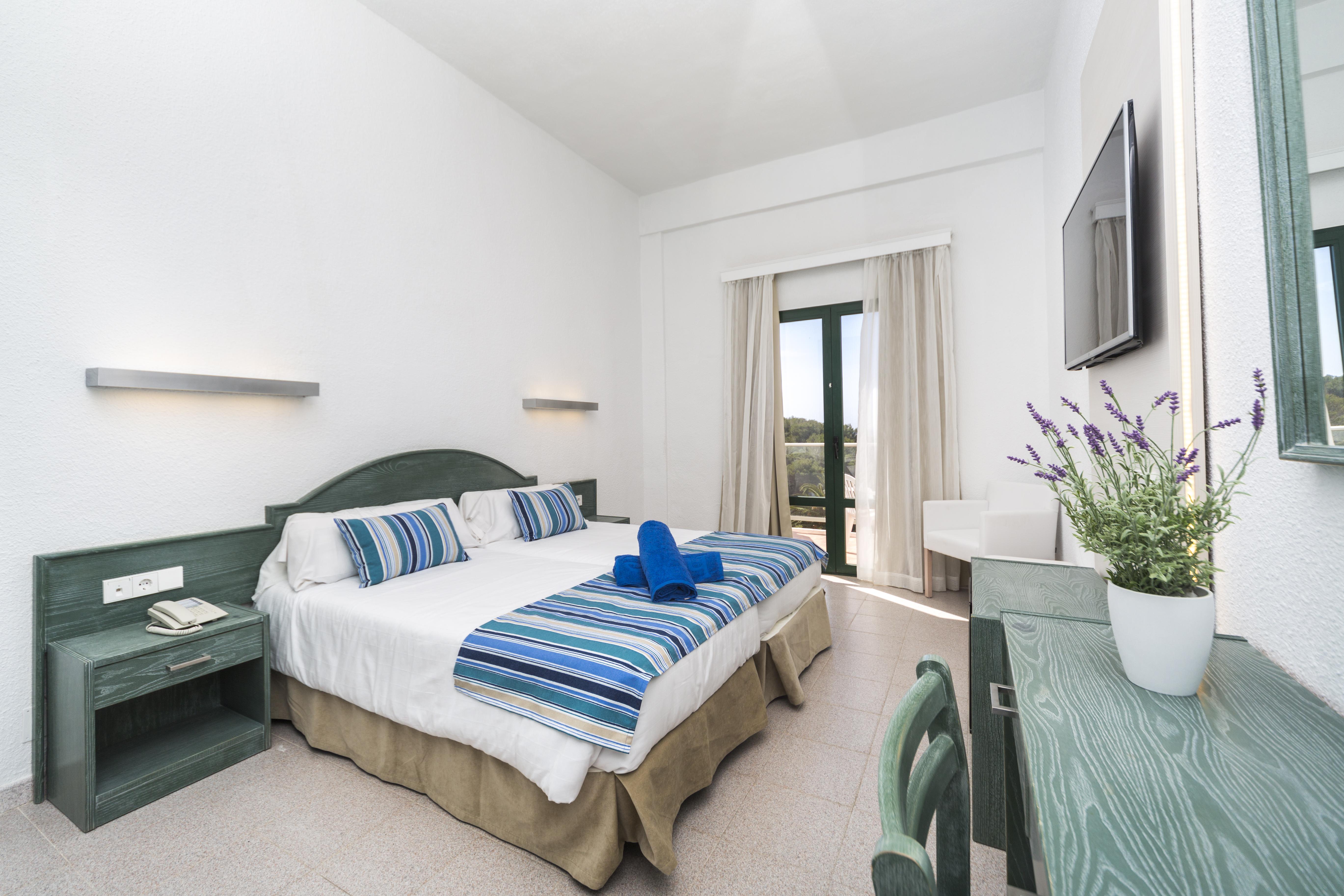 Globales Cala'N Blanes 호텔 칼라엔블레인즈 외부 사진