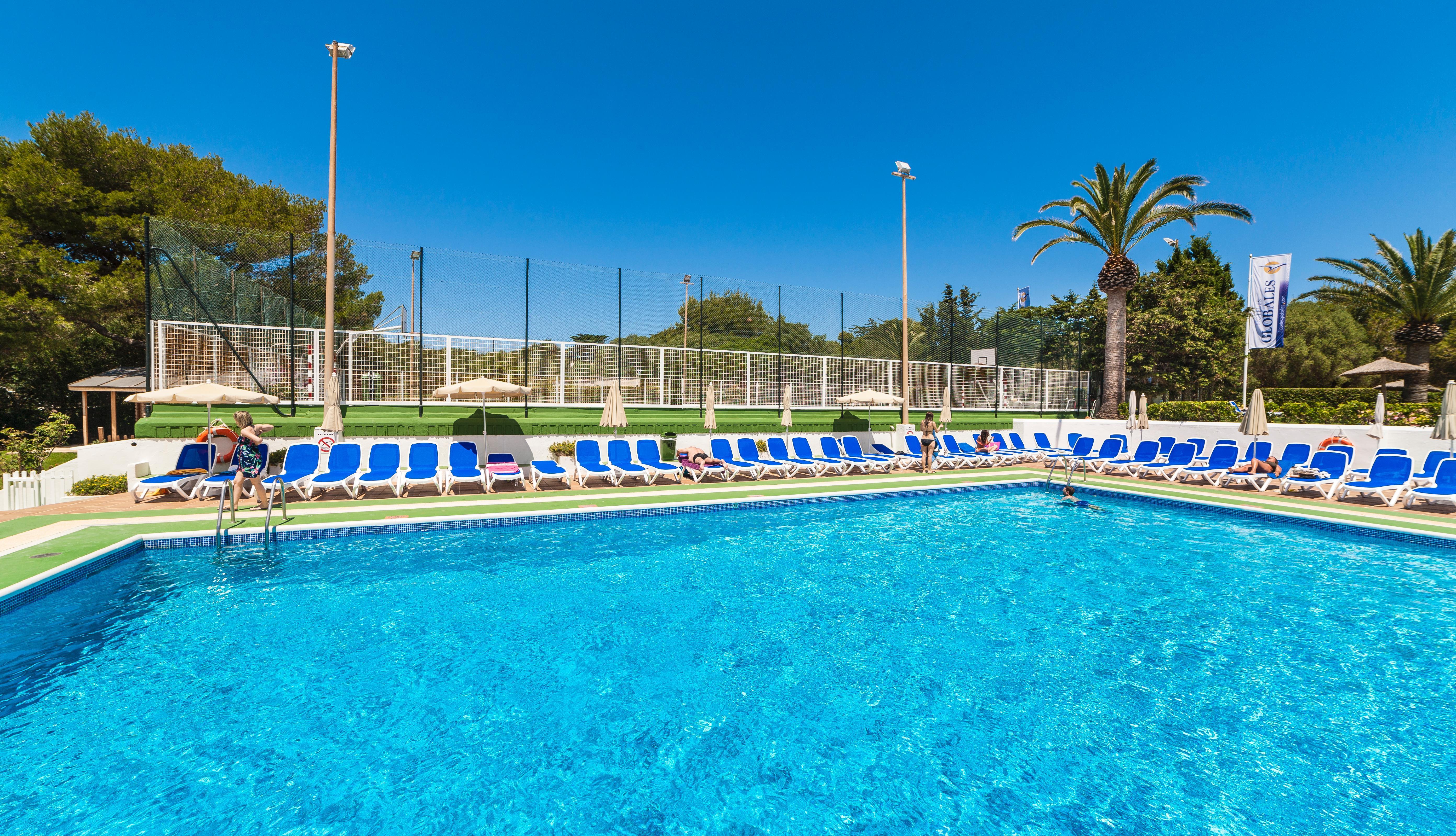 Globales Cala'N Blanes 호텔 칼라엔블레인즈 외부 사진